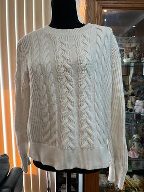 Banana Republic Cream Cable-Knit Crewneck Sweater